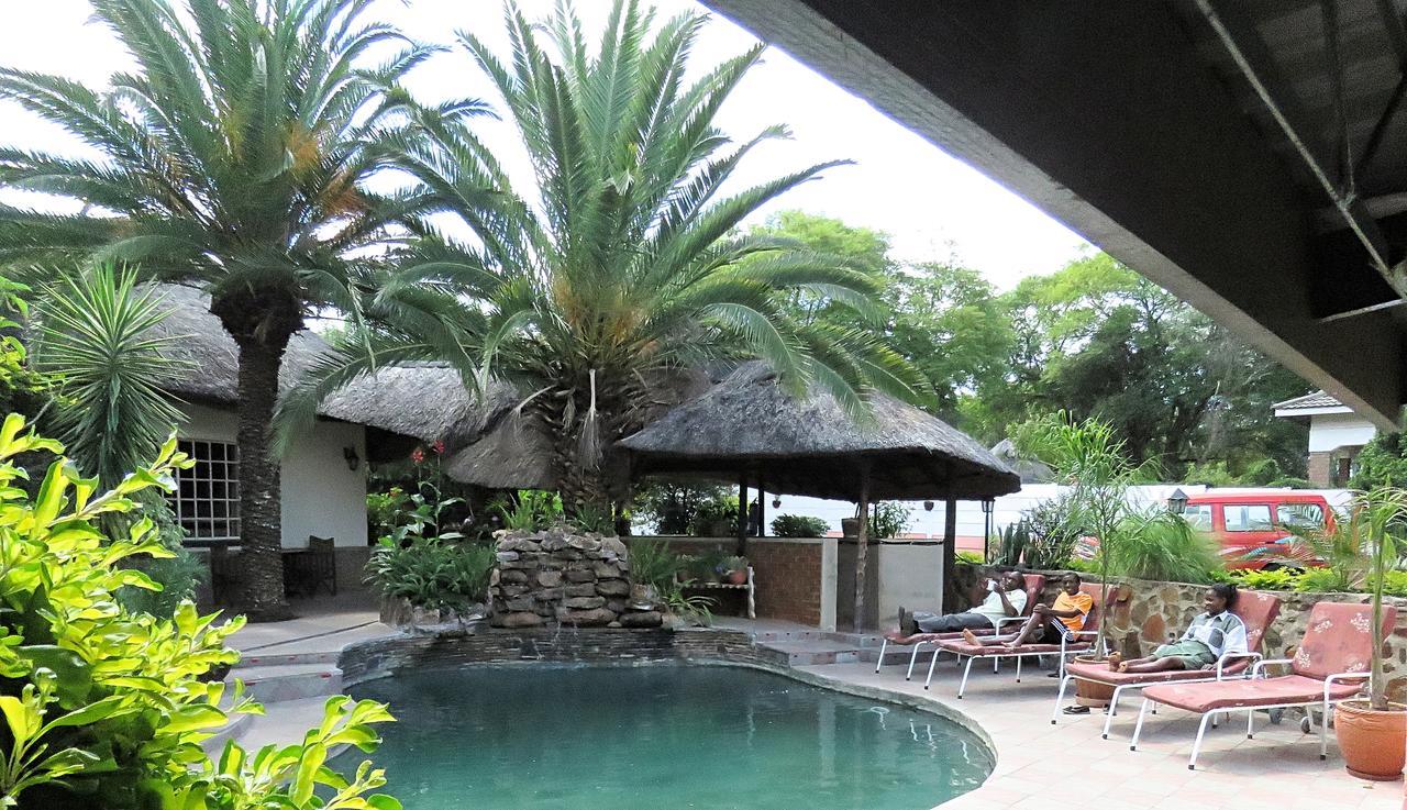 Parrot Lodge Bulawayo Ngoại thất bức ảnh