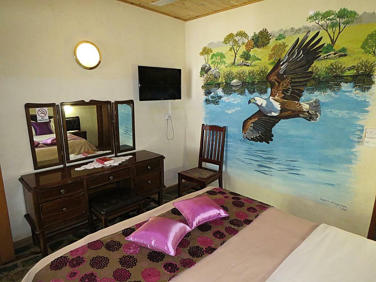 Parrot Lodge Bulawayo Ngoại thất bức ảnh